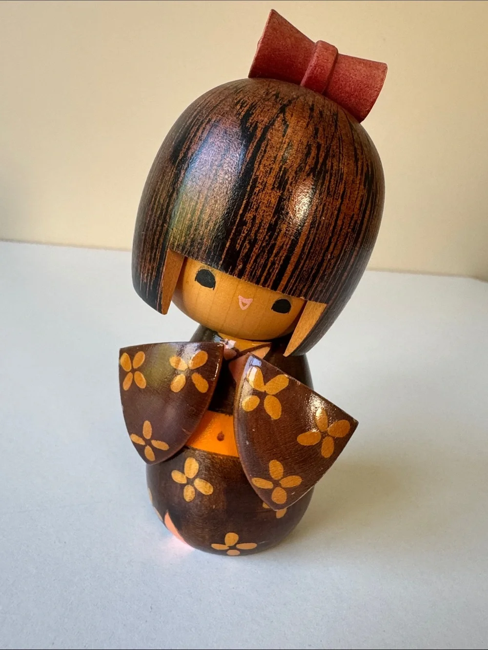 Bundle of 3 Hand Painted Vintage Japanese Kokeshi Dolls - Natural Wood - Picture 5 of 14